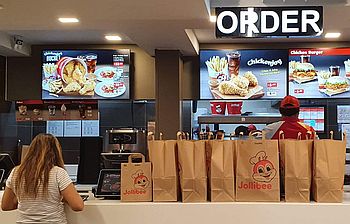 Jollibee comes to Oxford